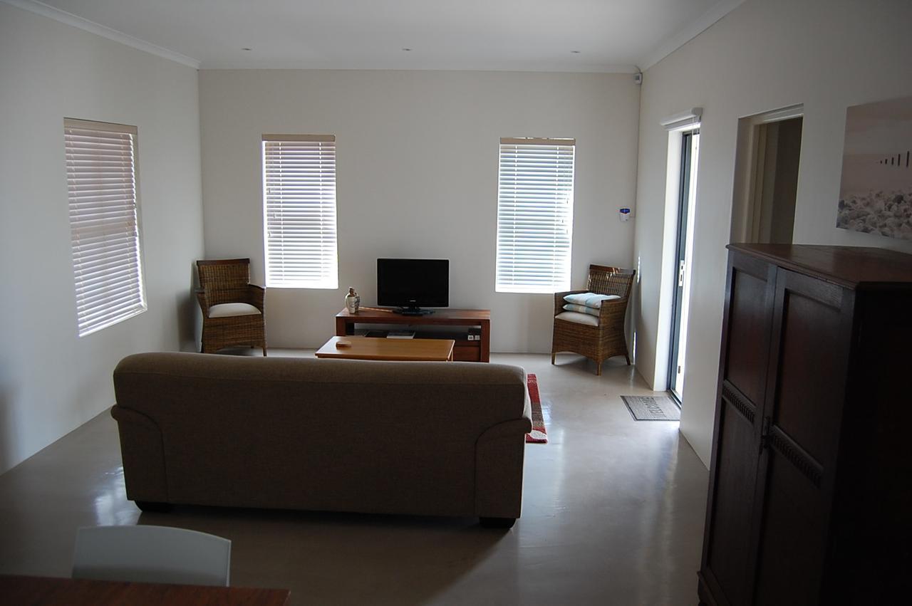 랑게바안 Longacre Olive & Vineyard Estate 게스트하우스 외부 사진