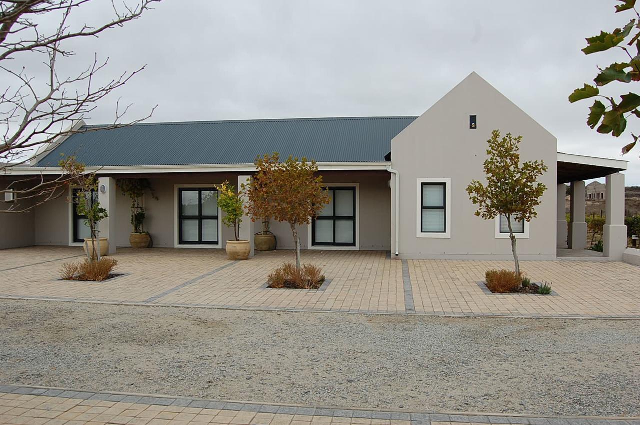 랑게바안 Longacre Olive & Vineyard Estate 게스트하우스 외부 사진