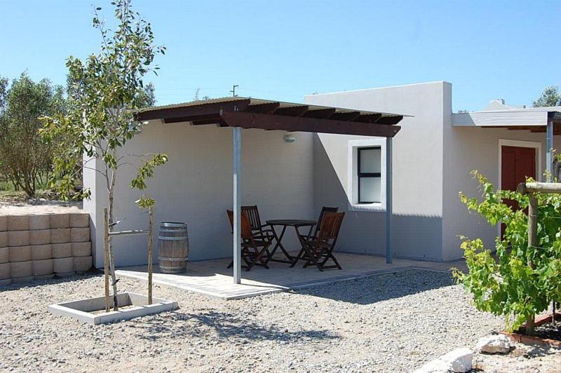 랑게바안 Longacre Olive & Vineyard Estate 게스트하우스 외부 사진